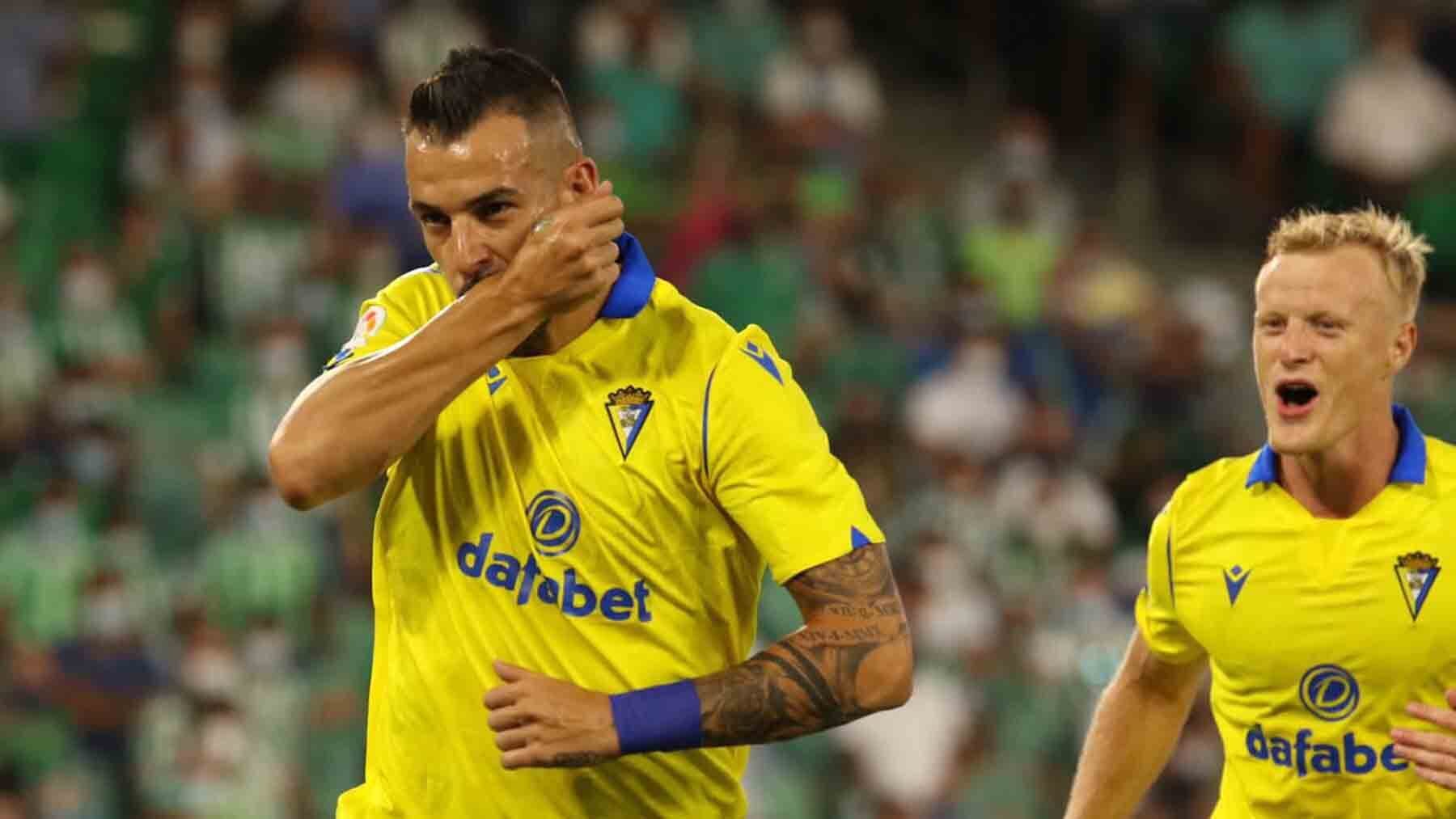 Gol de Negredo en el Real Betis -Cádiz