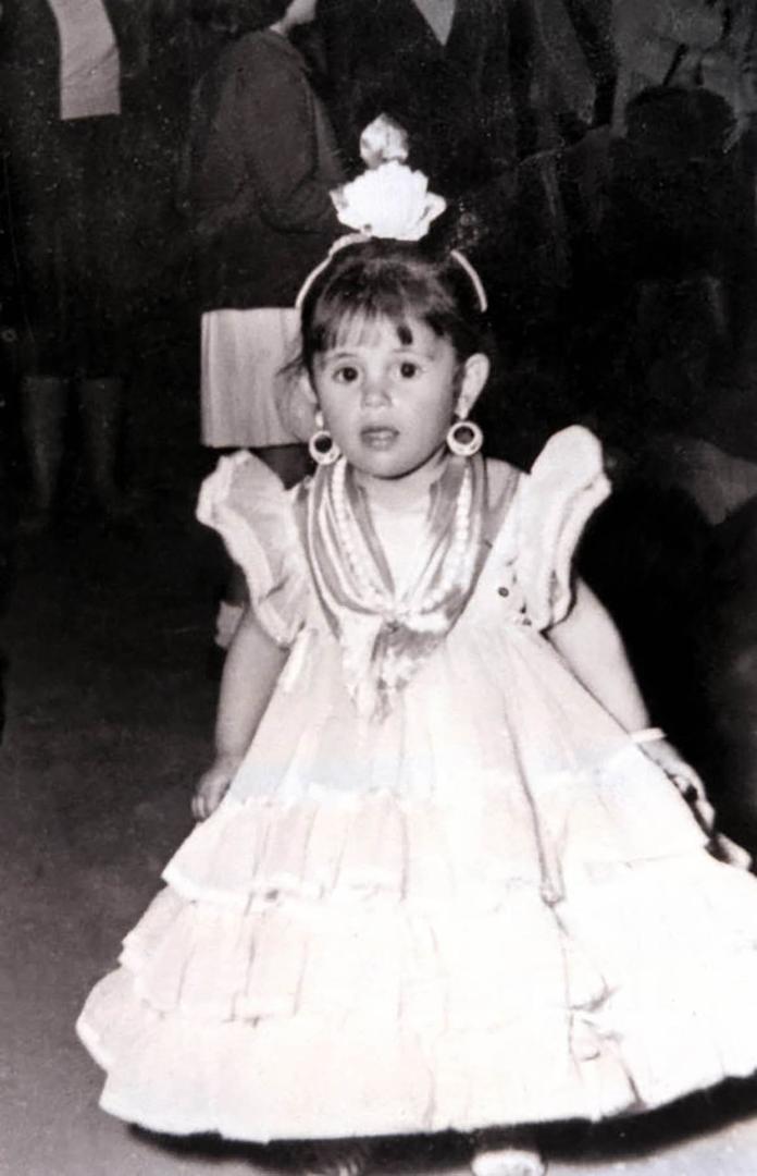 Isabel Pantoja de niña en Sevilla