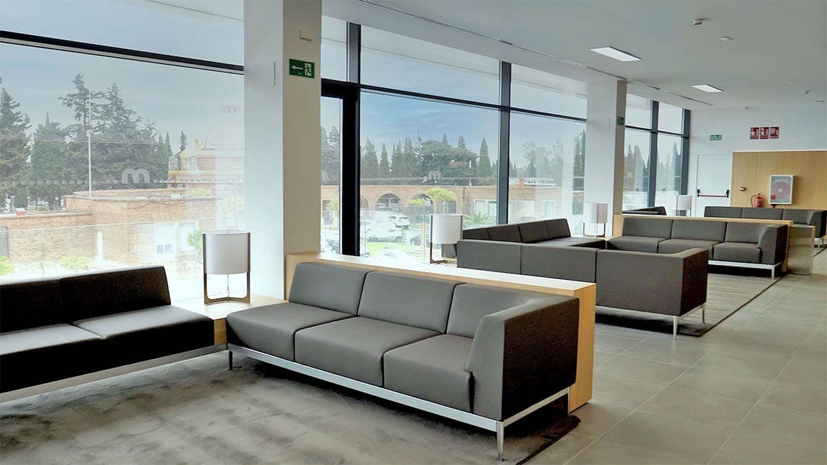 Sala de Espera de Mémora, nuevo tanatorio de Jerez de la Frontera 