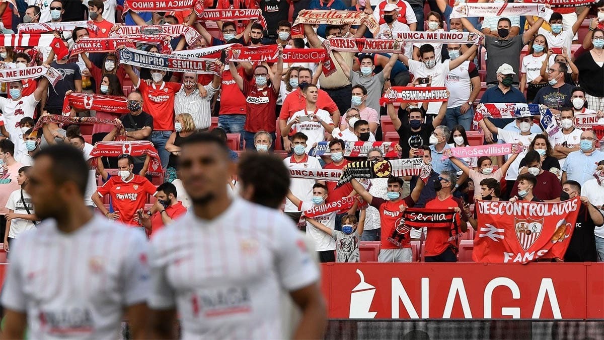 La afición sevillista también juega en el Sevilla FC - Valencia CF