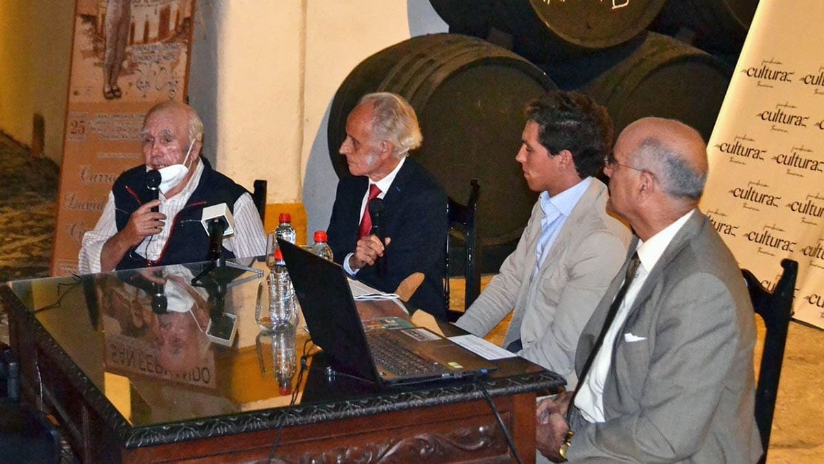 3 Curro Escarcena con Ginés Marín