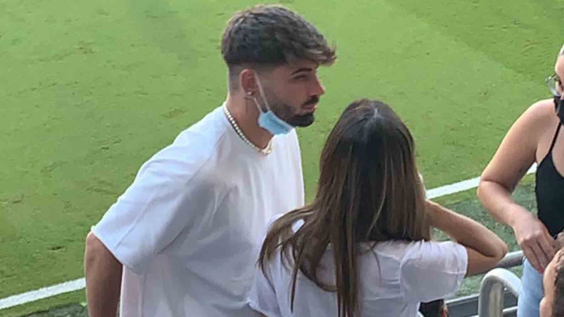 Isaac y Lucía 'cazados' en el Estadio Nuevo Mirandilla | El MIRA