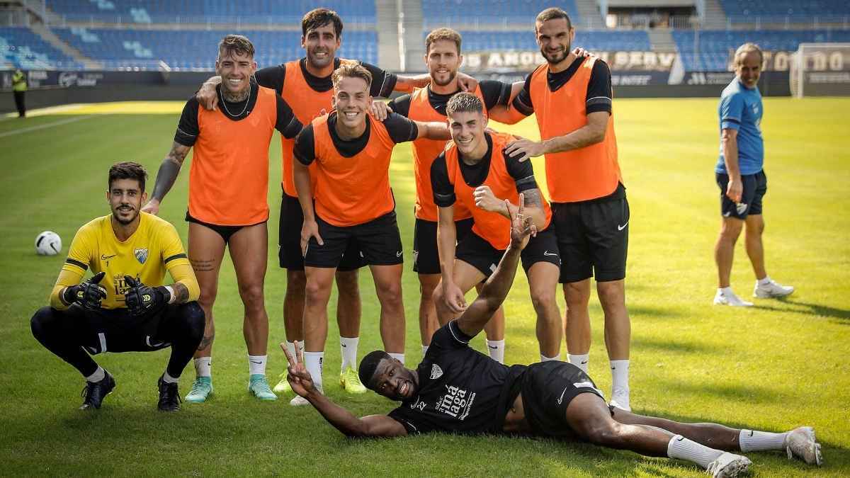 Entrenamiento puerta abierta Málaga CF