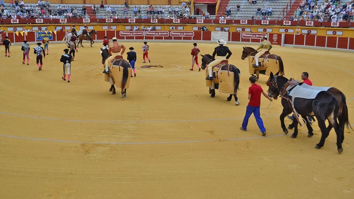 1 Paseíllo en Ubrique