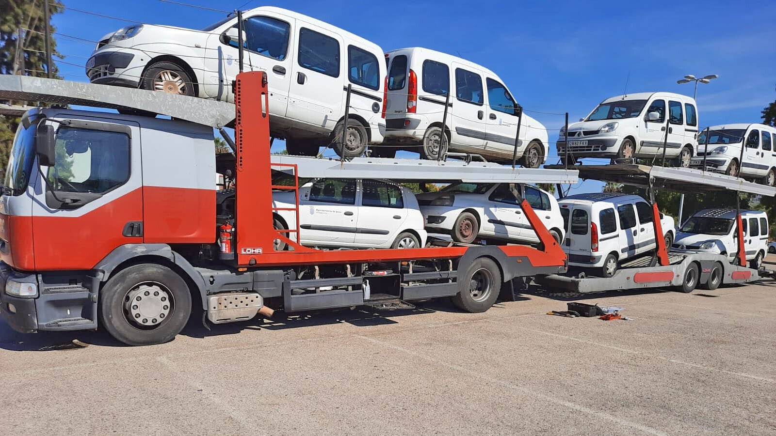 El juzgado ordena llevarse 8 coches del Ayuntamiento de <a data-cke-saved-href='https://www.elmira.es/seccion/jerez/' href='https://www.elmira.es/seccion/jerez/'
title='Jerez' target='_blank'>Jerez</a> por impagos