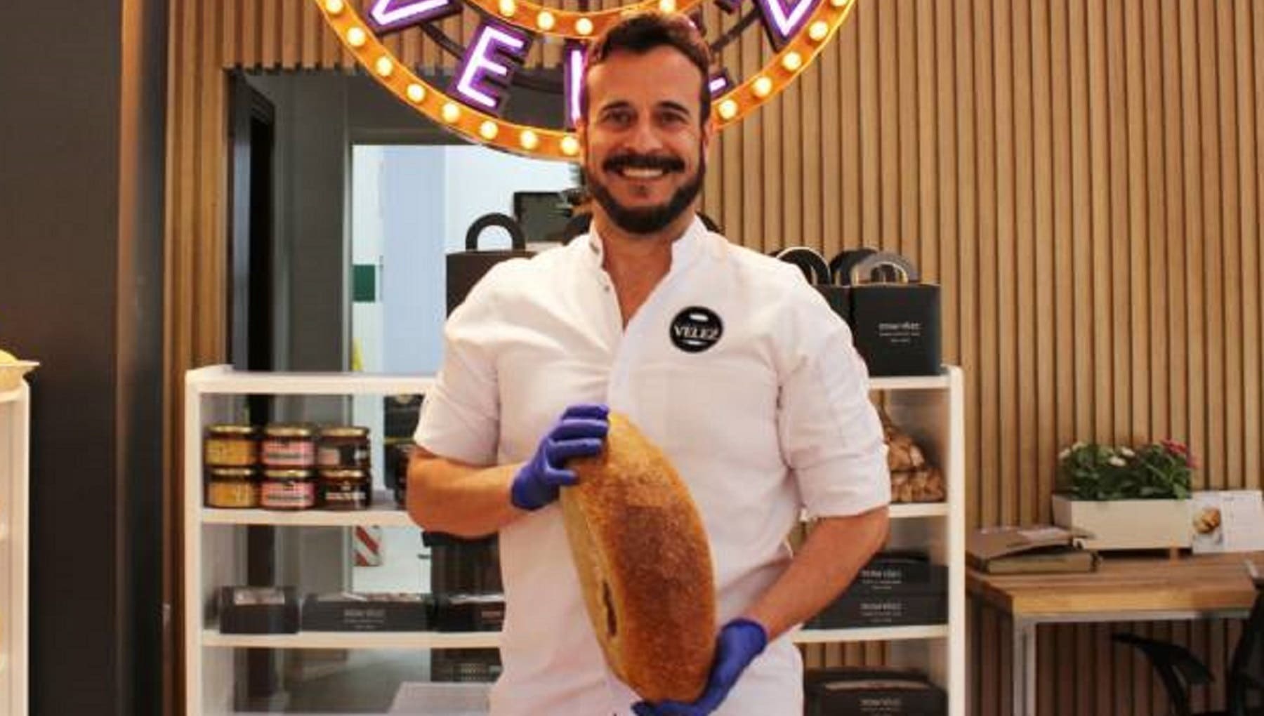 Domi Vélez, panadero de Lebrija