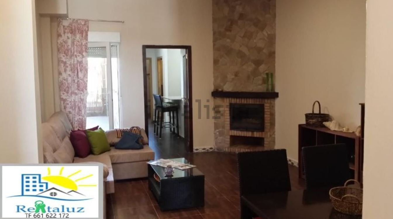 Chalet <a  data-cke-saved-href='https://www.elmira.es/seccion/jerez/' href='https://www.elmira.es/seccion/jerez/'
                                       title='Jerez' target='_blank'>Jerez</a> alquiler 3