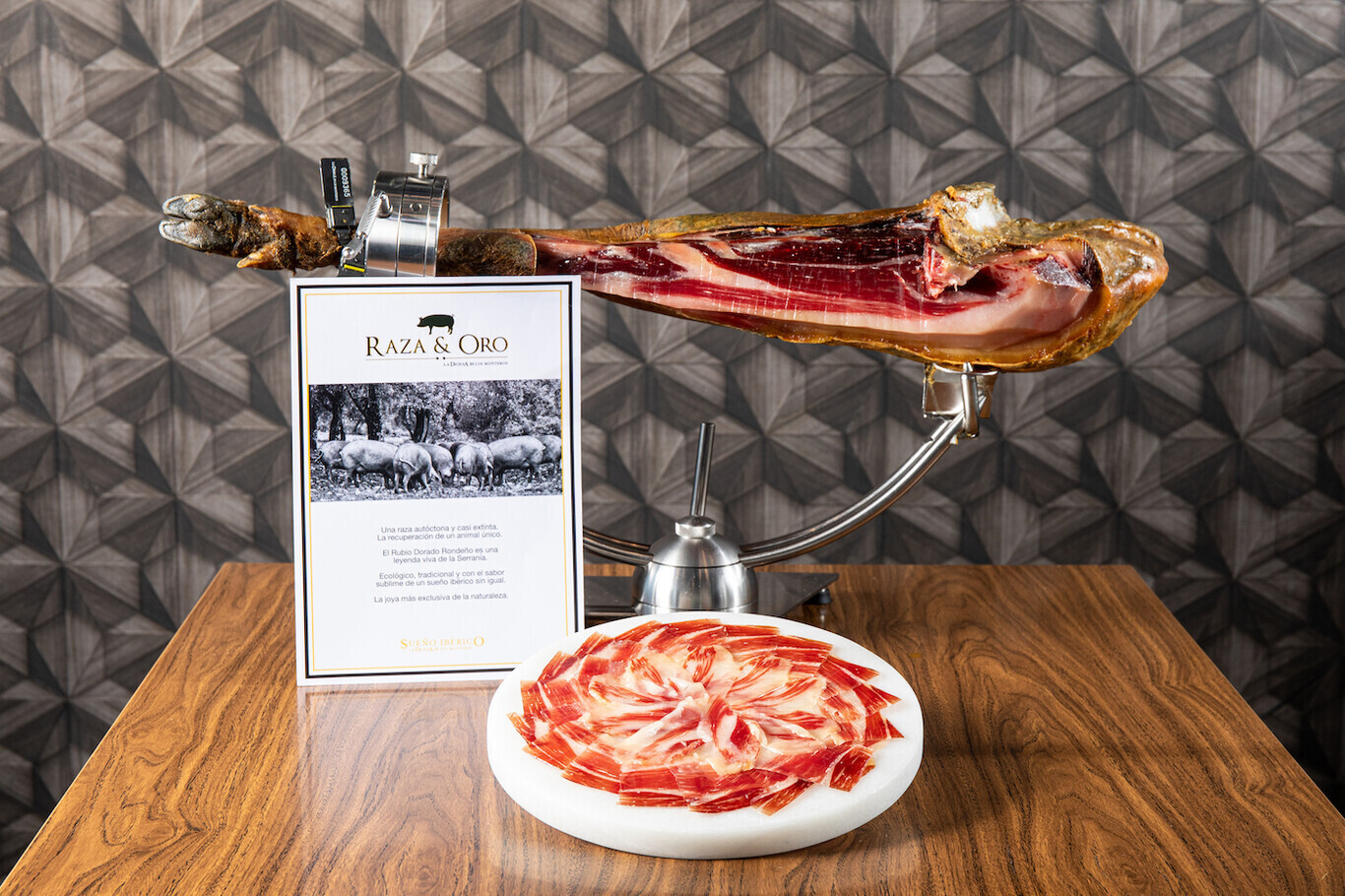 Raza y Oro jamon cerdo iberico