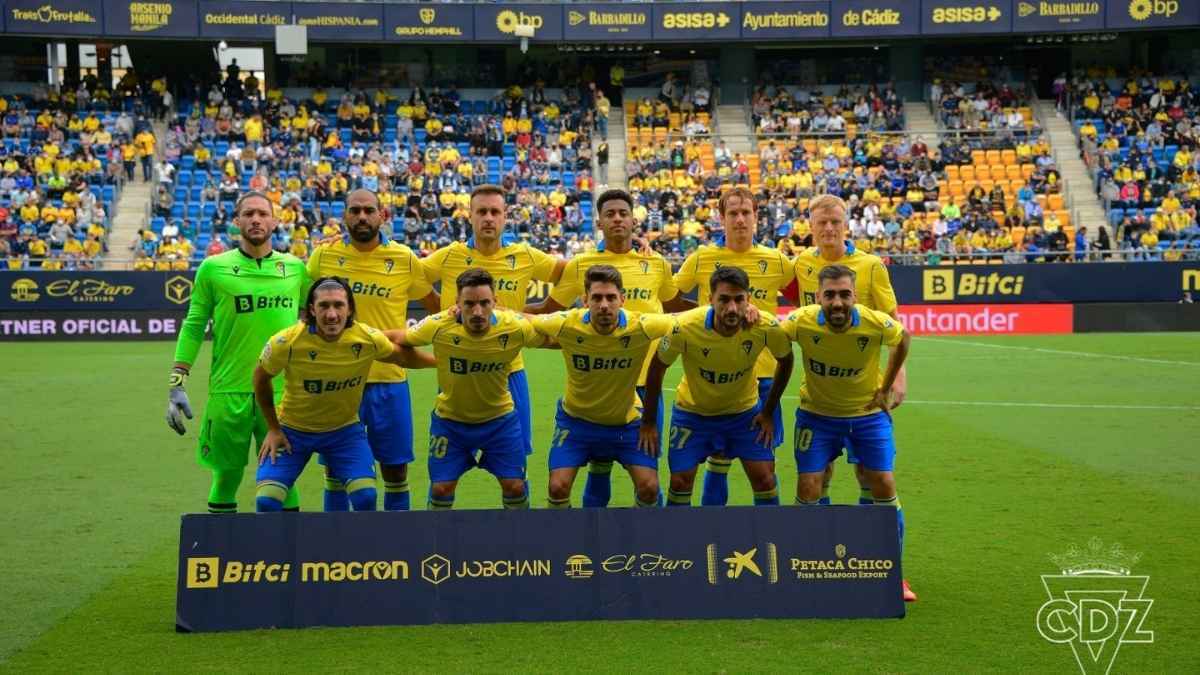 Once titular del Cádiz CF frente al RCD Mallorca