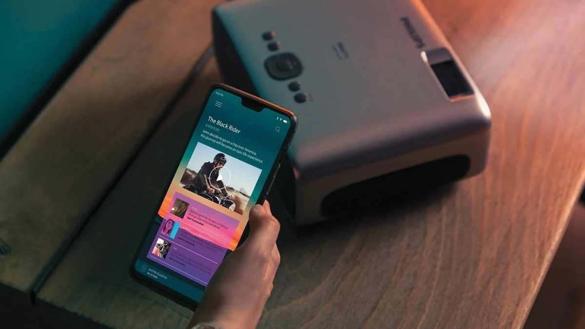 Lidl lleva el cine de Hollywood a casa con un proyector que se controla con el móvil