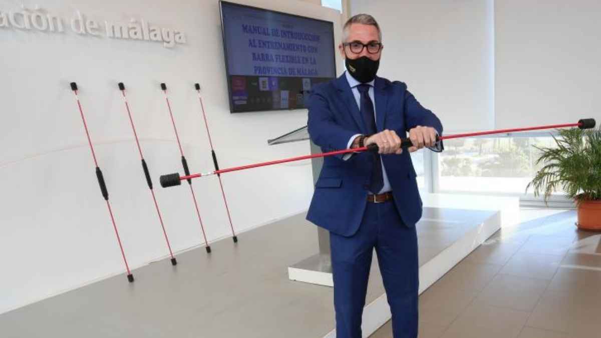 Entrenamiento con barra flexible. Diputación de Málaga