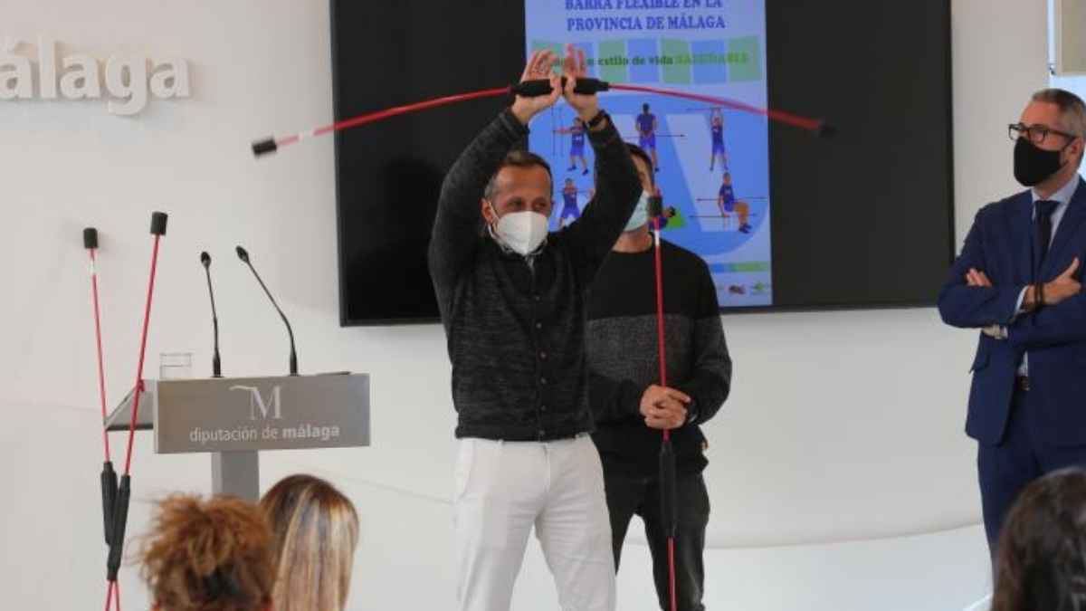 Entrenamiento con barra flexible. Diputación de Málaga