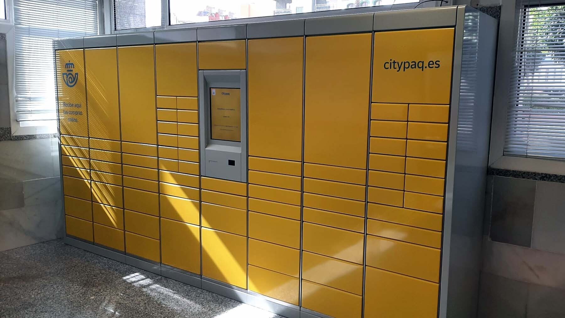 Correos se suma a la moda de Amazon e instala un CityPaq en sus oficinas de Jerez