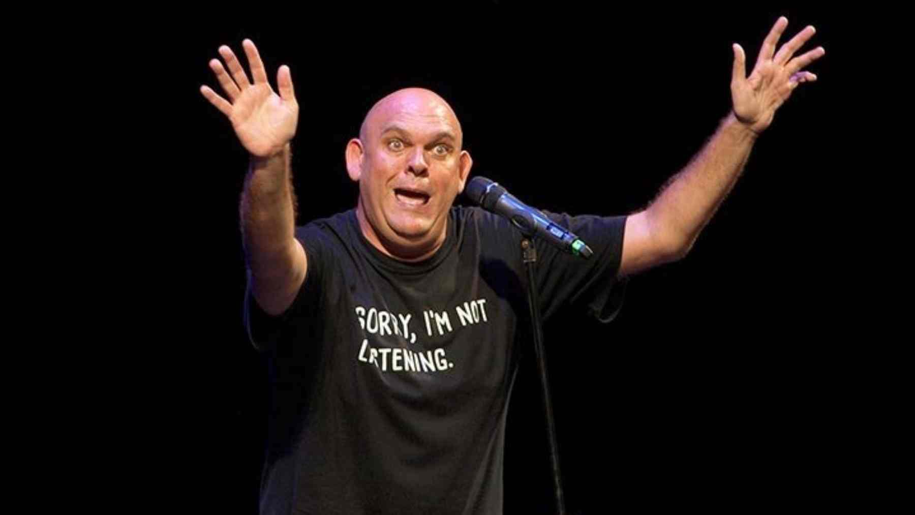 Luis Lara convierte 'El Show del Comandante Lara' en 