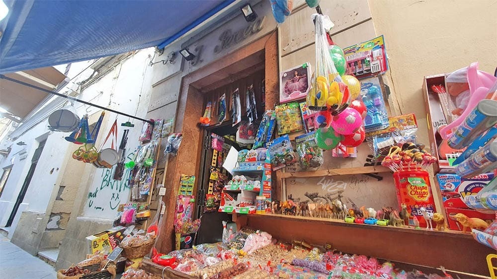 Confitería Hermanos Perea en Calle Levante de Jerez de la Frontera 