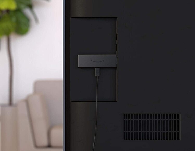 Arrasan en Amazon con el aparato que transforma cualquier tele en inteligente: menos de 23 euros