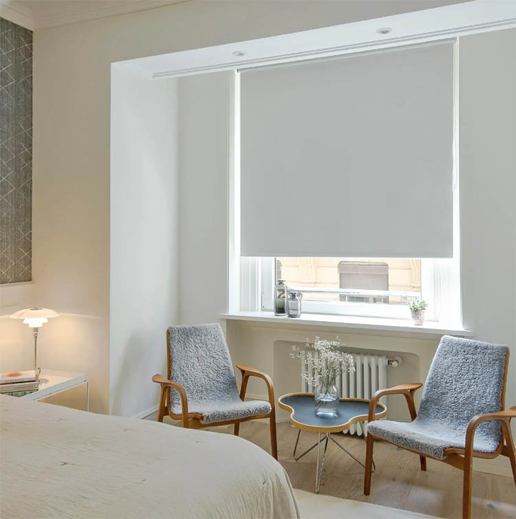 Leroy Merlín arrasa con los estores opacos a días de Navidad que protegen del frío y del calor 