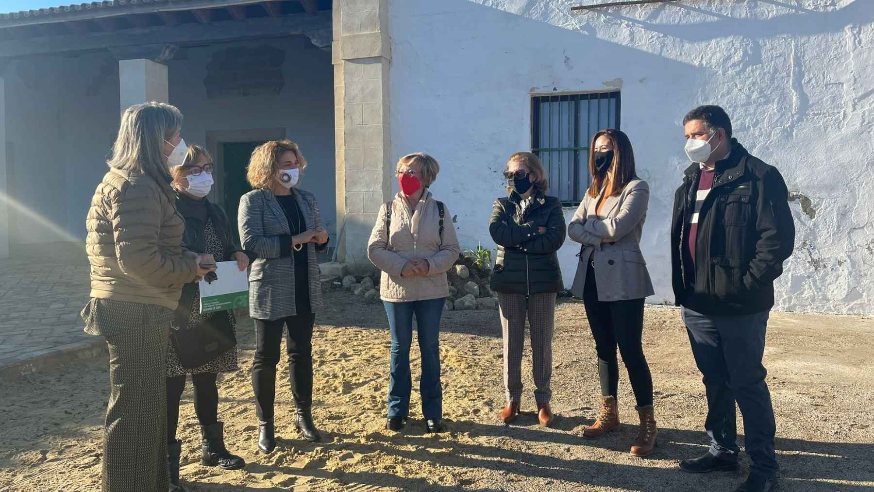 elementos de gran valor patrimonial para nuestro territorio, vinculados a la tradicional producción y comercialización del vino, y que ahora se convierten en instrumentos de desarrollo desde el punto de vista turístico”.