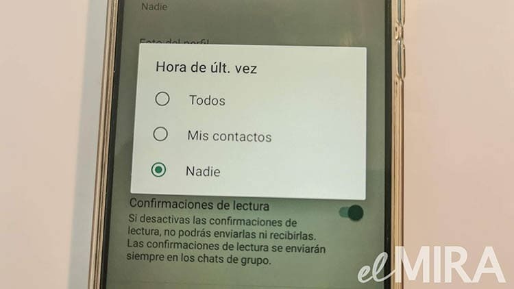 El truco de WhatsApp para leer un chat sin que nadie lo sepa -