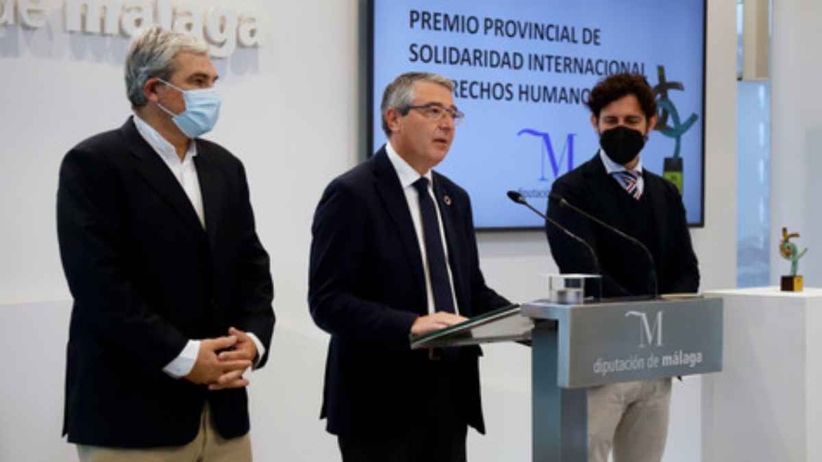 La Diputación de Málaga entrega a la ONGD Pozos sin Fronteras su  Premio de Solidaridad Internacional y Derechos Humanos