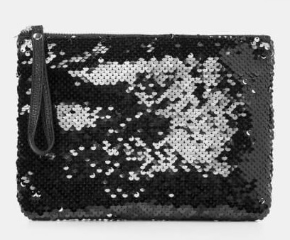 Carrefour hace frente a Zara y lanza prendas para ir top y brillantes a las comidas de Navidad: por sólo 18 Euros