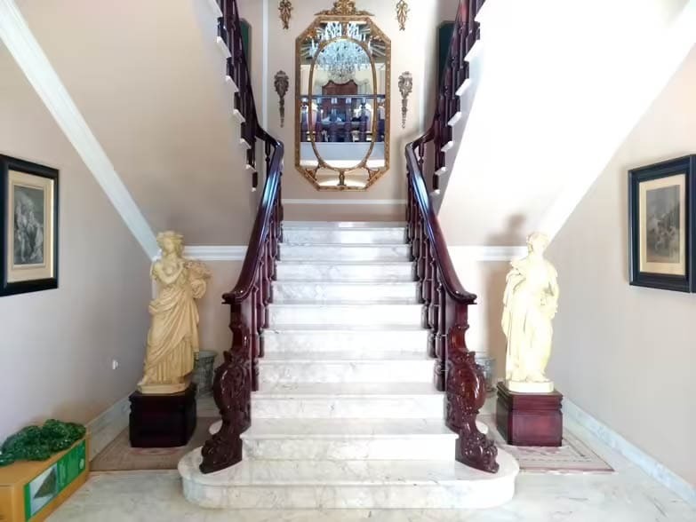 A la venta una mansión en Málaga para vivir al estilo de las estrellas de Hollywood: 12.000 metros cuadrados