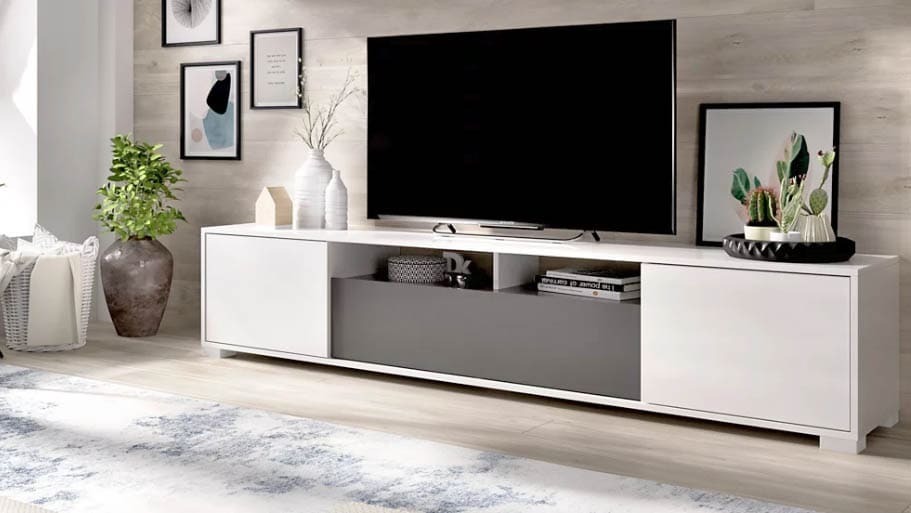 Leroy Merlin compite con Ikea en muebles para colocar la televisión de pantalla gigante