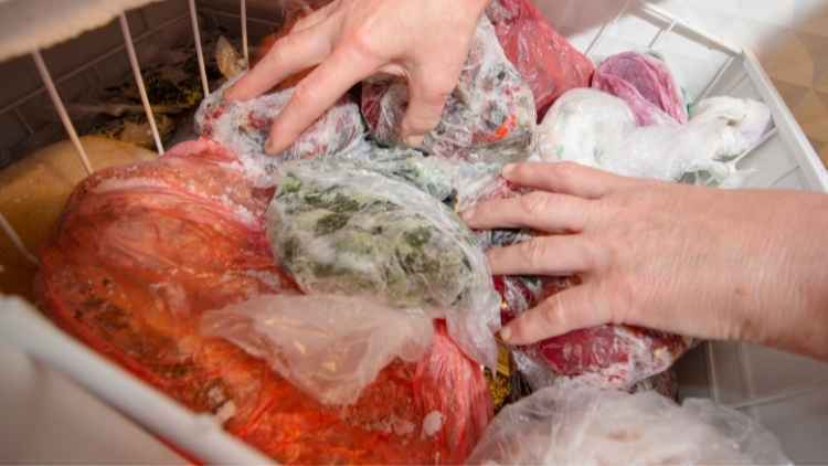 La forma en la que nunca debes descongelar el marisco que compras en Alcampo para Navidad