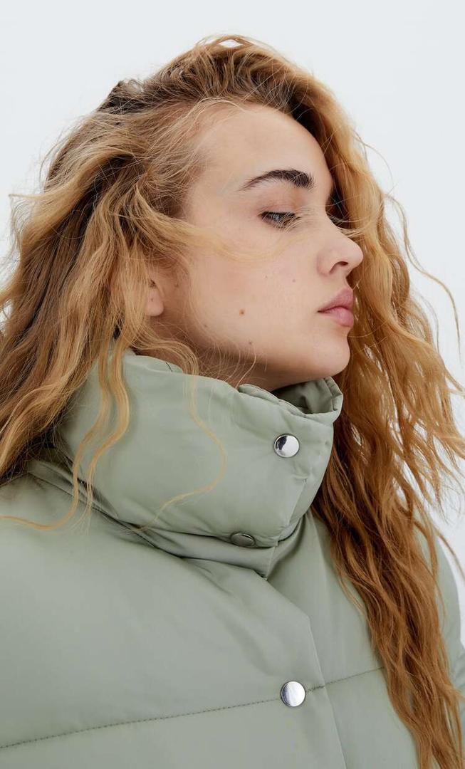 Stradivarius tiene la solución para acabar con el frío e ir guapísima sin gastarse mucho: regalo ideal de Navidad