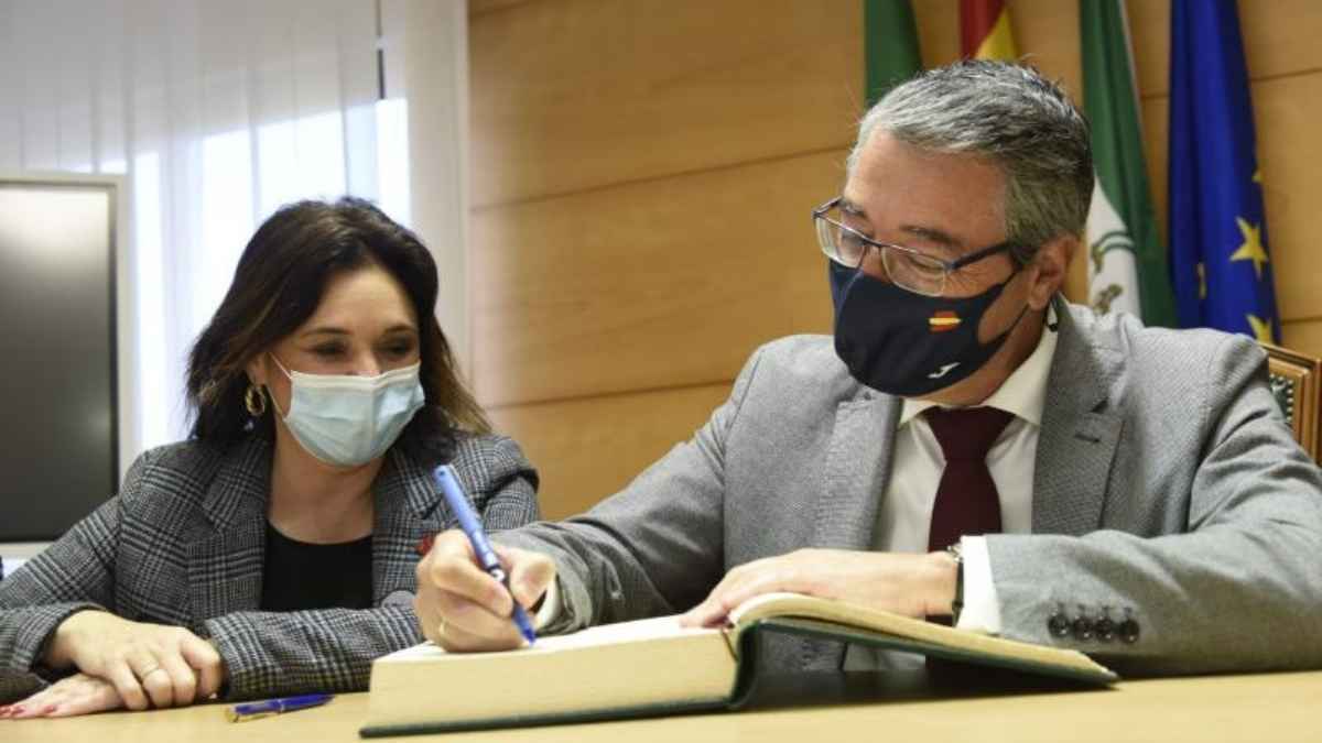 Visita Diputación Málaga al Ayuntamiento de Torremolinos