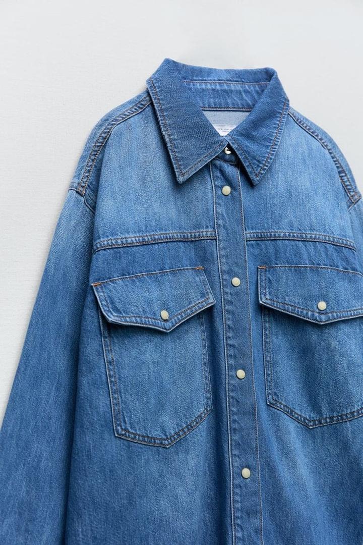 Rosalía y su nuevo look vaquero que encuentras en Zara a precio reducido: ideal para regalo