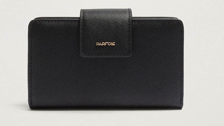 CARTERA ALARGADA CON ASA DE MANO