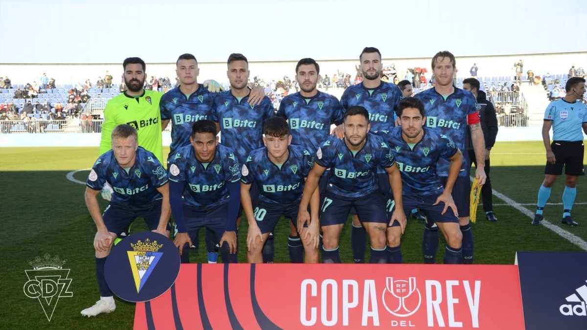 Este fue el once escogido por Álvaro Cervera para el CF Fuenlabrada - Cádiz CF