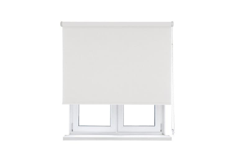 Leroy Merlin compite con Ikea en rebajas con un estor opaco con el que nadie ve dentro de la casa