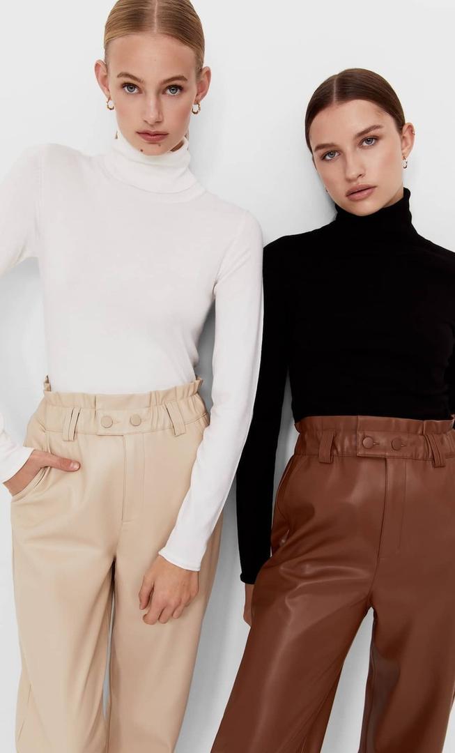 Stradivarius lanza 2 packs de pares de jerseys que son imprescindibles como fondo de armario: 25 Euros