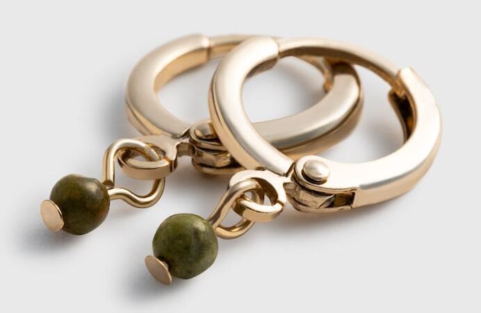 Estos 4 pendientes de Oysho son perfectos para salir de fiesta y no están en El Corte Inglés