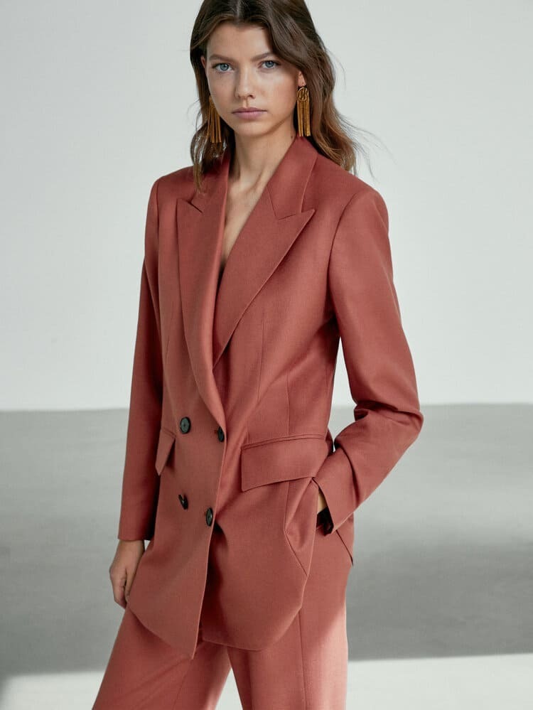 Estas 3 americanas de Massimo Dutti tipo ejecutiva en rebajas son una pasada para ir a trabajar