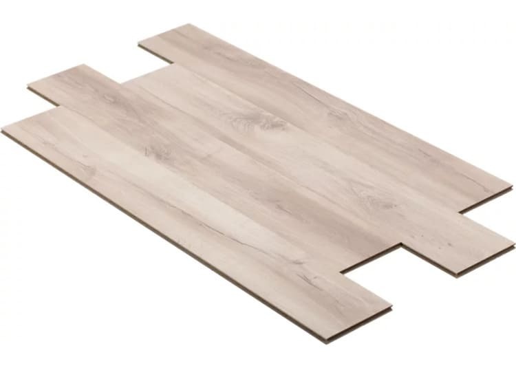 Leroy Merlin tira el suelo por la ventana con esta completa promoción de parqué: apto para salón, baños y cocinas