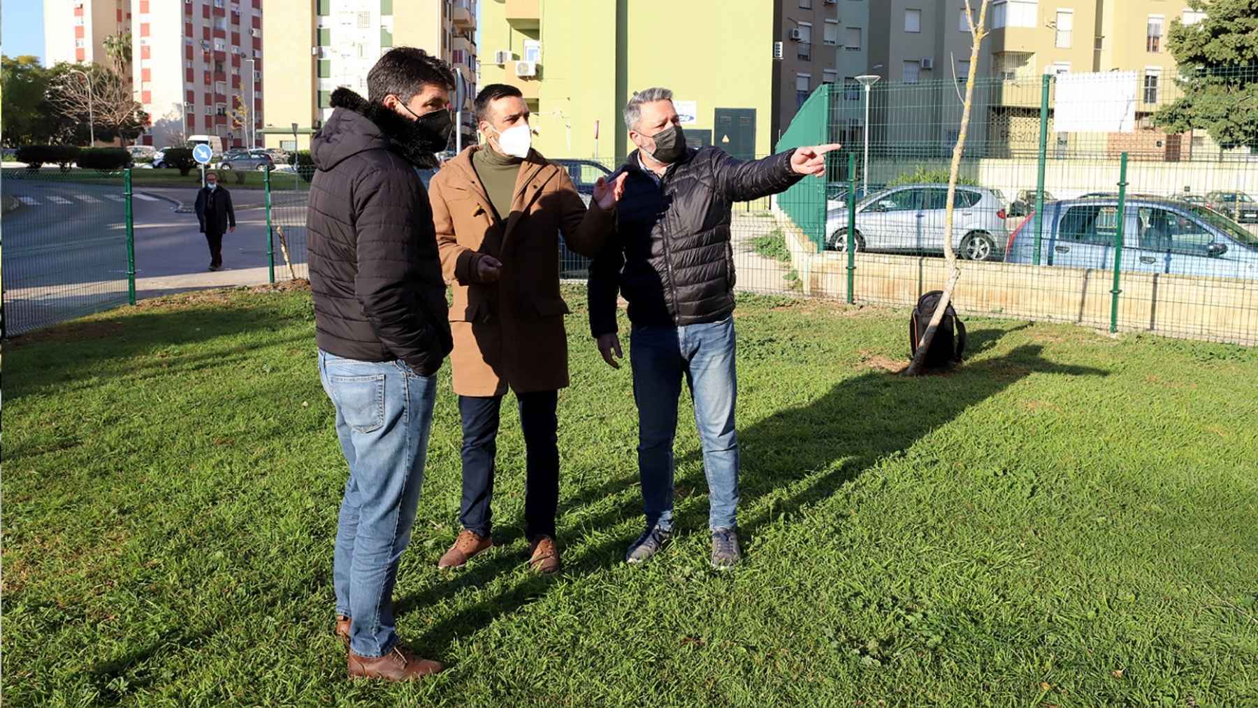 Jerez contará con tres nuevos parques de esparcimiento canino por un coste de 30.000 euros