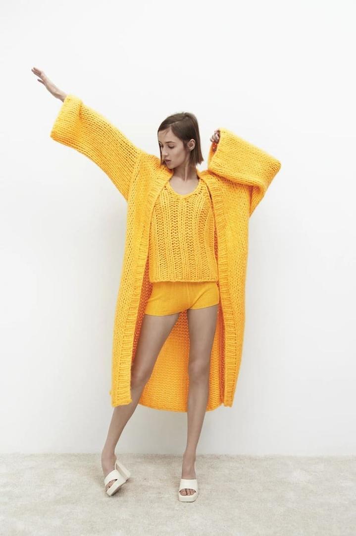 Zara vence a Massimo Dutti y rebasa los límites de la moda con 3 conjuntos de vestir que todas desean