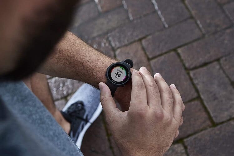 Este reloj inteligente de marca exclusiva para deportistas arrasa en Amazon con unas rebajas de escándalo: 36% descuento