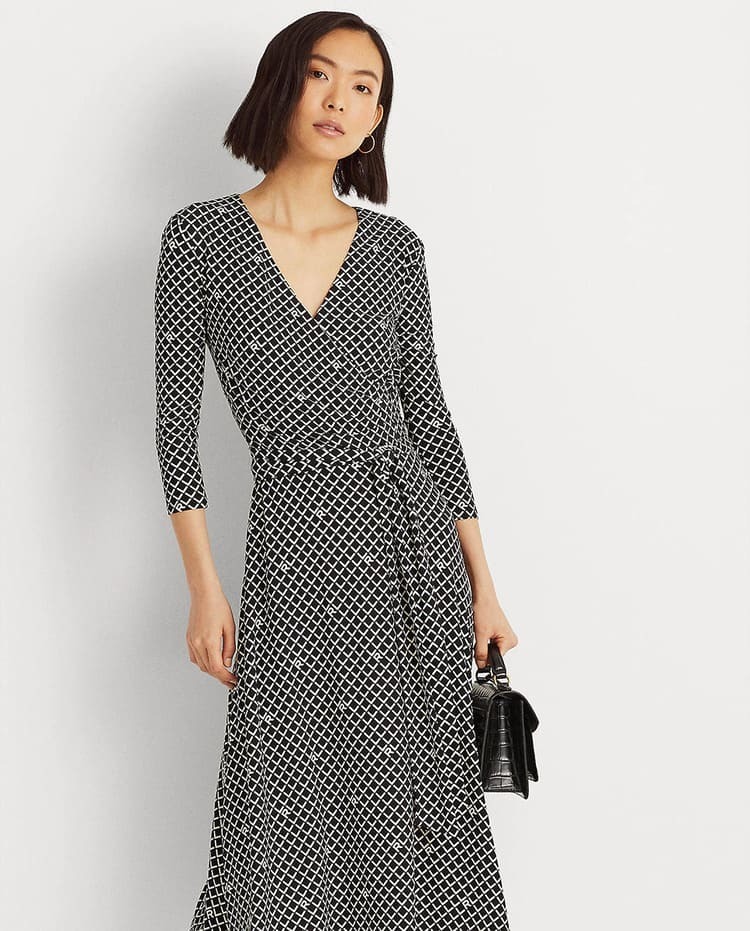 Explotan las ventas de Ralph Lauren en rebajas con 5 elegantes vestidos: moda a mitad de precio