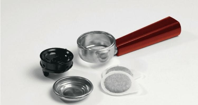 Una preciosa cafetera vintage de rebajas en Media Markt transforma la cocina en un bar de los años 60