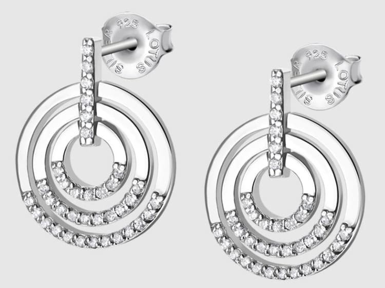 Arrasan los 5 pendientes de Lotus más vendidos en El Corte Inglés a días de San Valentín