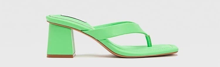 Las 6 sandalias con las que Stradivarius compite con Zara son ideales para ir a la moda sin rascarse el bolsillo