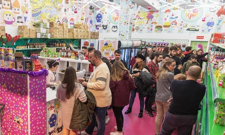 Los supermercados en lugares más extraños: Mercadona en la Sagrada Familia y Carrefour en el mar