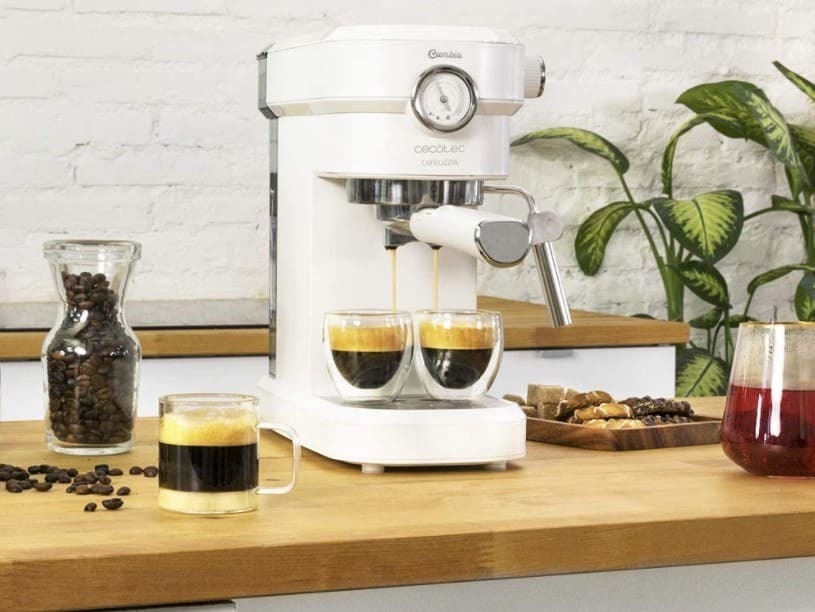cafetera cecotec4 (1)