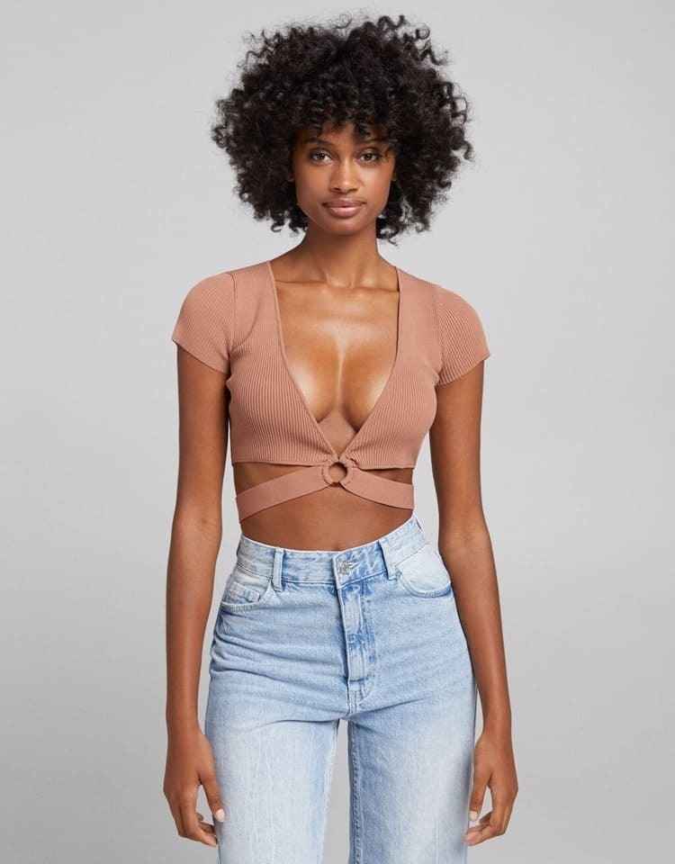 Bershka irrumpe en San Valentín con 3 jerseys que provocan infartos en primavera