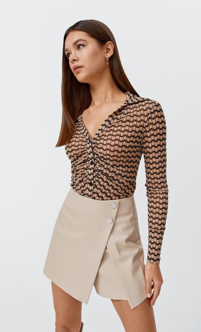 Stradivarius: el bolso acolchado por 19,99 euros y otros nuevos ‘pelotazos’