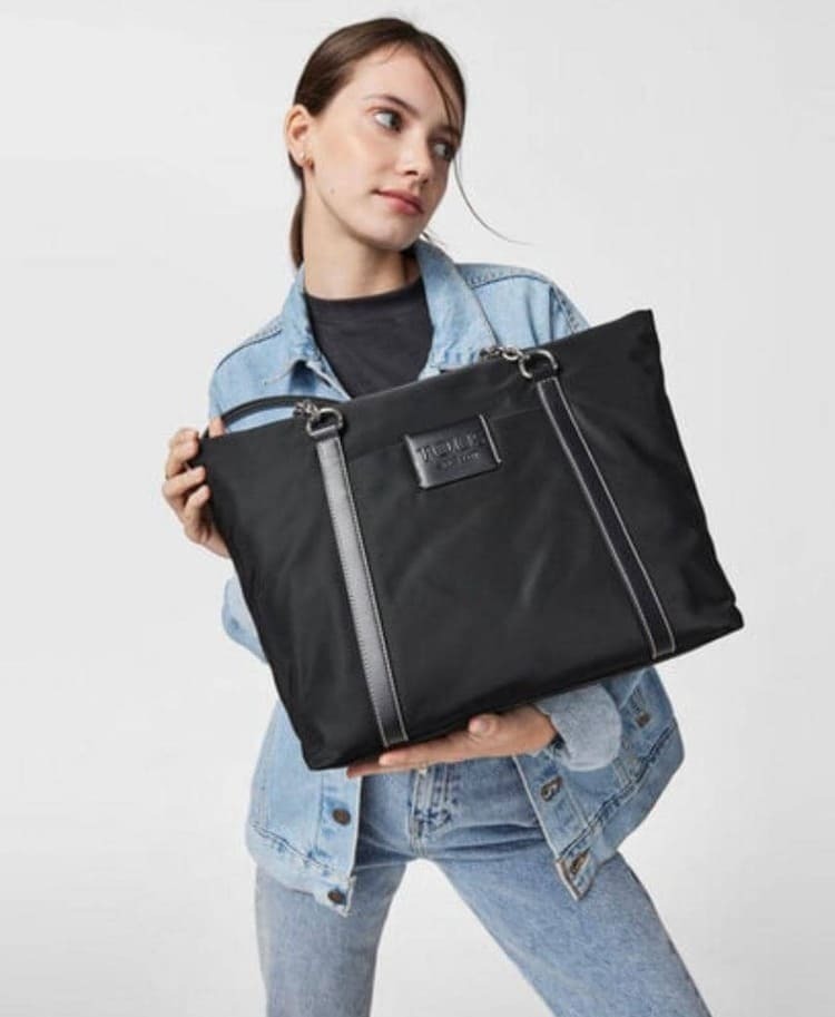 El bolso más bonito de Tous está rebajado a 44 euros por poco tiempo